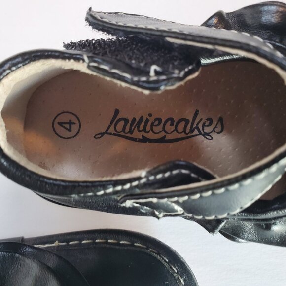 Laniecakes Black Mary Jane Squeeker shoes for baby. Size 4 - Picture 3 of 8